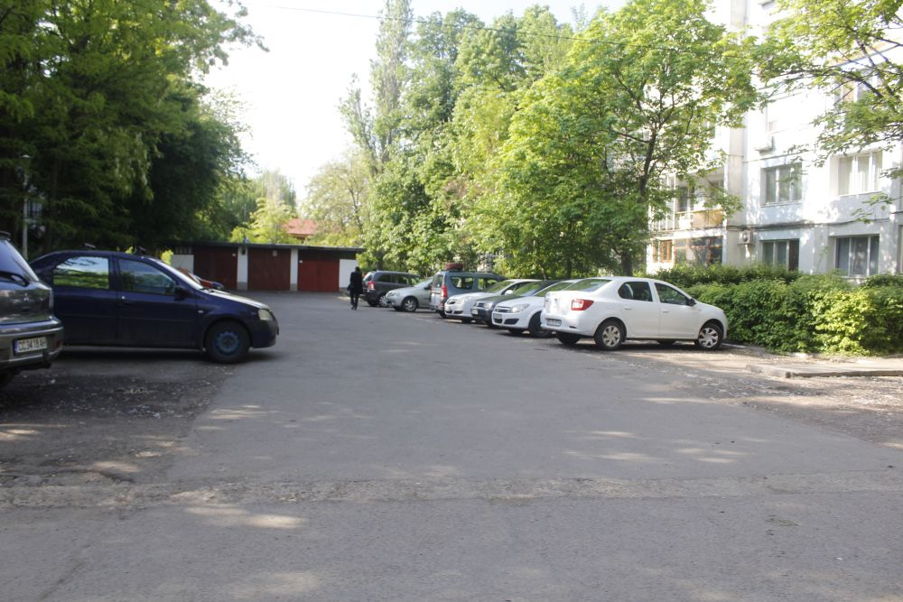 PRIMĂRIA Galați pregăteşte încă un regulament. Cine va RIDICA AUTOTURISMELE lăsate fără drept în parcări