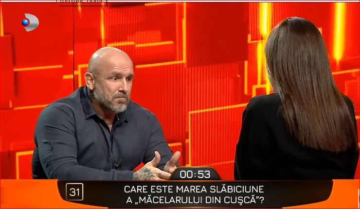 „E a dracului ca femeie, dar mă ţine cu picioarele pe Pământ”