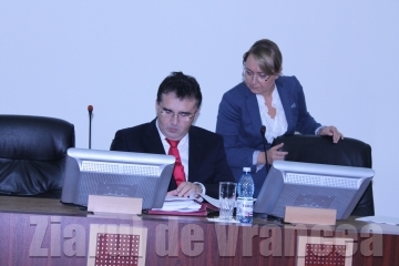 VRANCEA: Oprişan nu le-a dat bani primarilor care nu au trecut la PSD