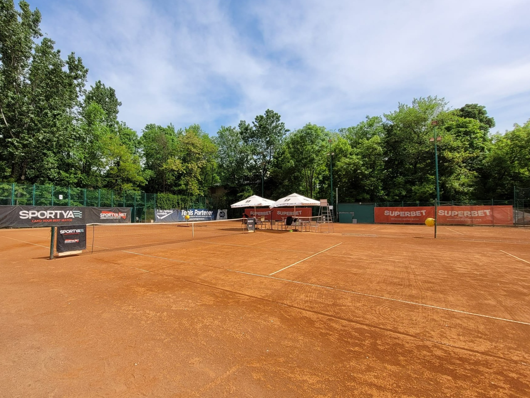 Din sportul gălățean. Terenurile de la Dacia, puse la punct