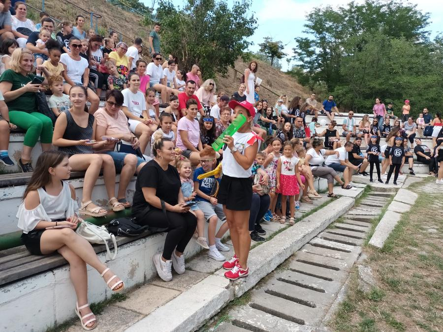 Sâmbătă, gălăţenii s-au distrat în familie, pe Faleza Dunării (FOTO și VIDEO)