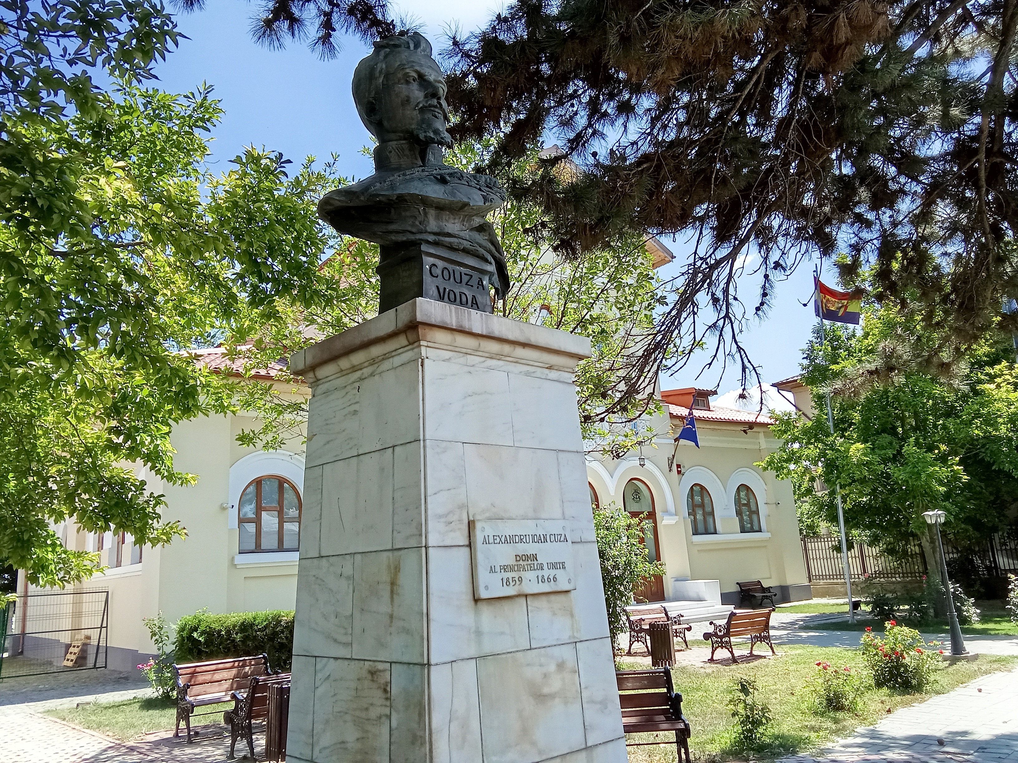 Proiectant pentru „grădini ca în vremea domnitorului Alexandru Ioan Cuza”