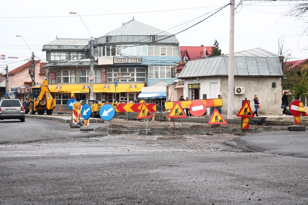 Prea urât, prea ca... la Toflea | Restructurarea urbană nu se atinge de bubele arhitectonice (FOTO)
