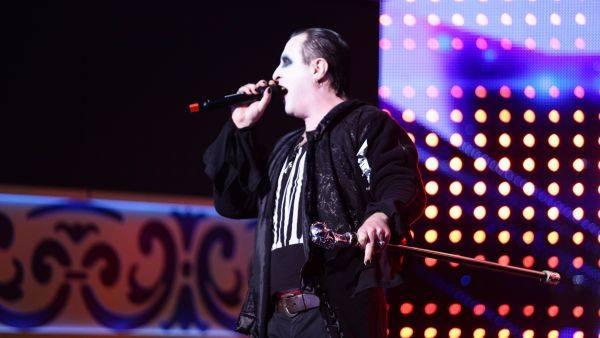 Unii cu rapul ecumenic, alţii cu rockul satanic