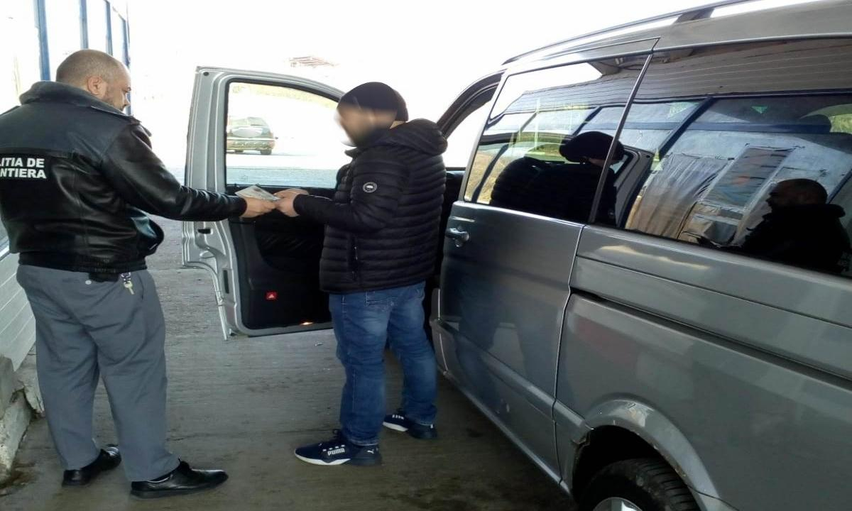 Remorca i-a creat probleme la controlul de frontieră