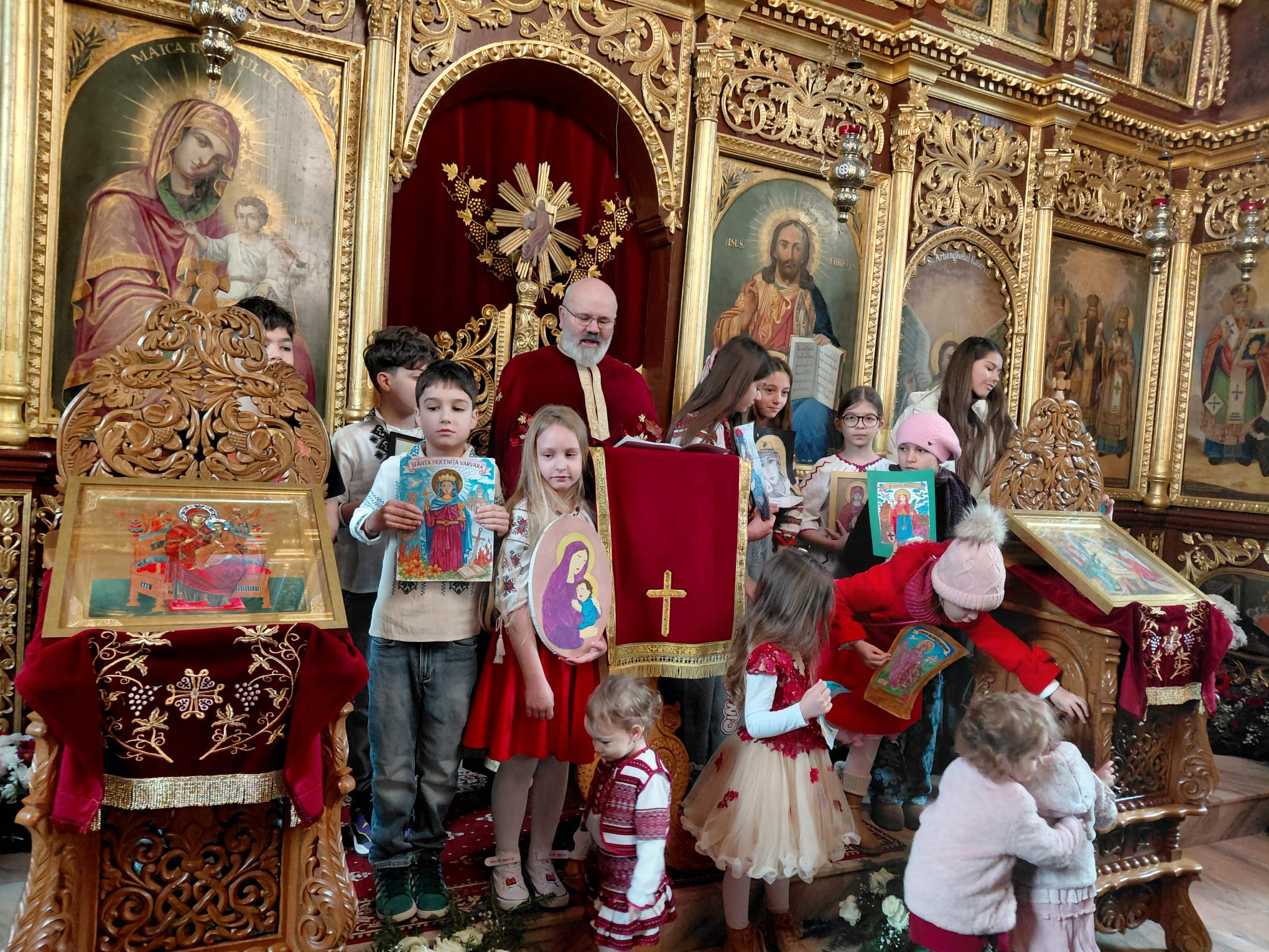 „Icoana vie” din inimile copiilor de la Şcoala Nr. 28