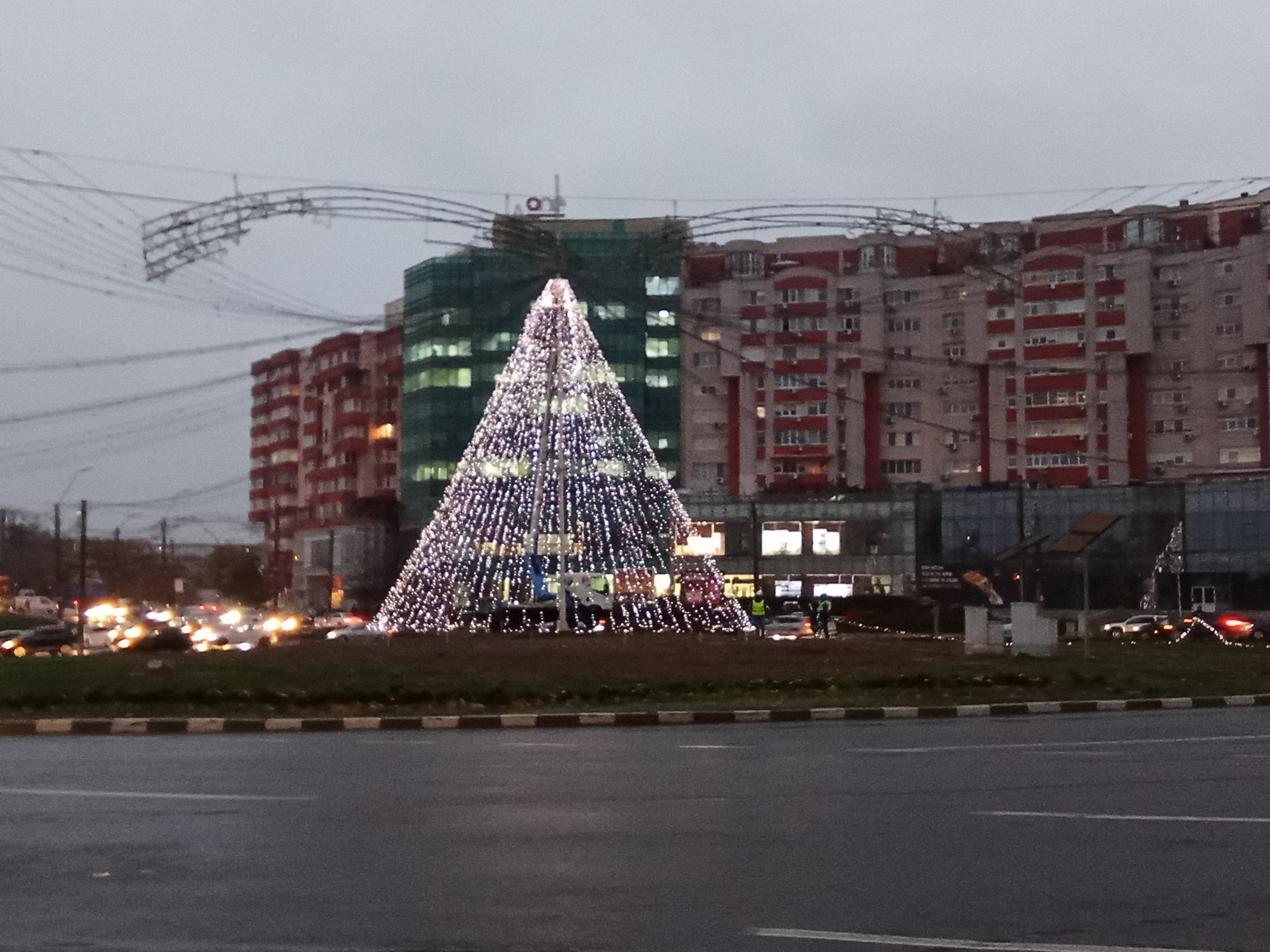 Se împodobeşte „bradul” la Inelul de Rocadă