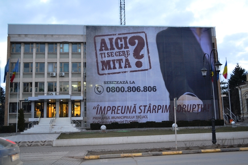 Faptele de CORUPŢIE, denunţate prin telefon. În ce oraş gălăţean se întâmplă asta