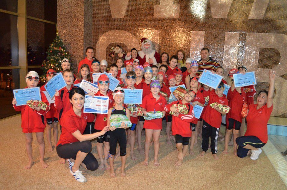 Premii pentru înotătorii de la Viva, gratuitate pentru performeri