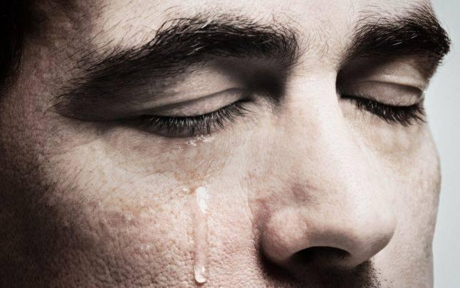 Sentimental să fii, noroc că eşti