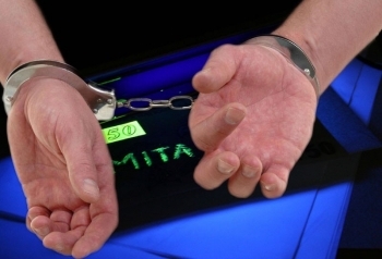 BRĂILA: Condamnaţi la ÎNCHISOARE pentru că au dat MITĂ unui POLIŢIST