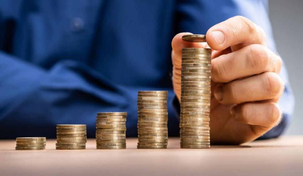 Salariul mediu net în județul Galați a ajuns la 4.663 de lei