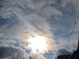 Cer noros şi temperaturi în scădere