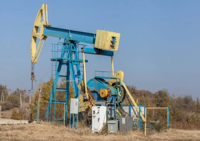 Petrom abandonează sonde din judeţul Galaţi