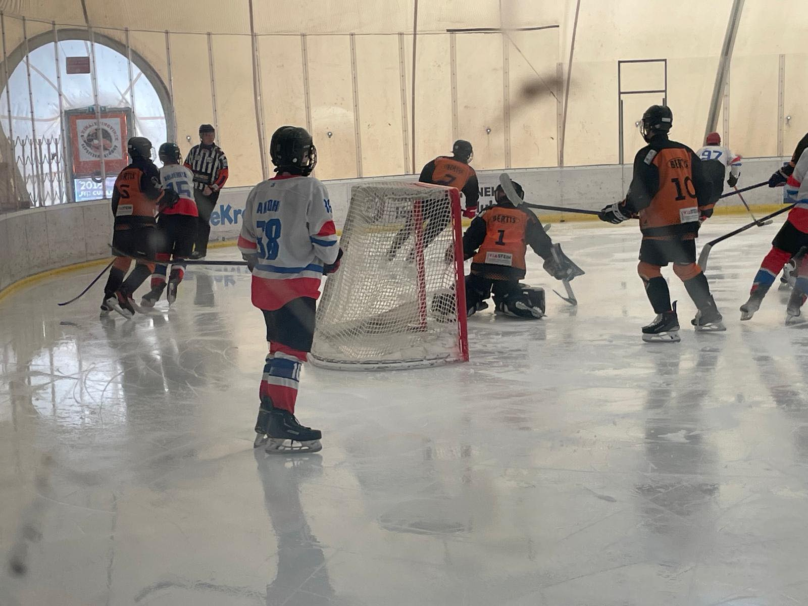 Dublă victorie la juniori. Din sportul gălățean