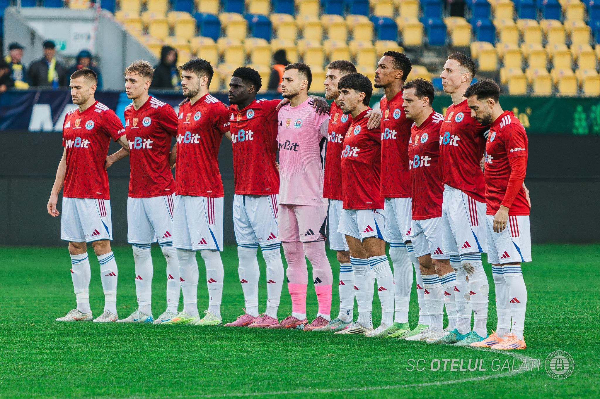 Oțelul, la două puncte de play-off. Interdicție la transferuri
