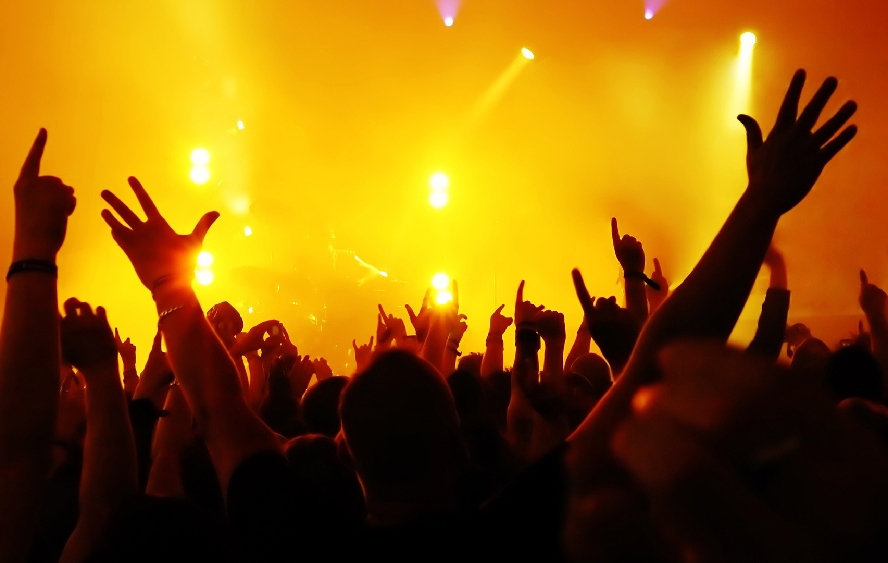 Una dintre cele mai îndrăgite TRUPE de muzică rock din România, într-un CONCERT DE REVELION la Tecuci