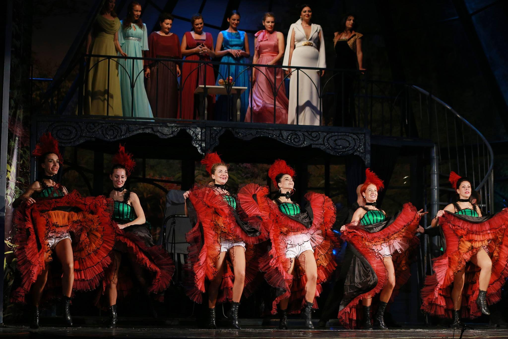 Operetă cu muzică veselă şi text cu umor fin