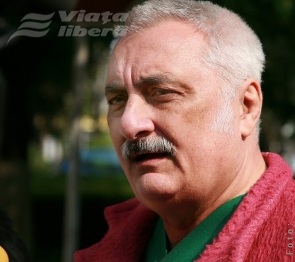 „Daţi-mi verigheta să vă testez ADN-ul!” 