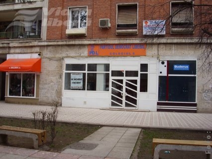 Un partid de închiriat  