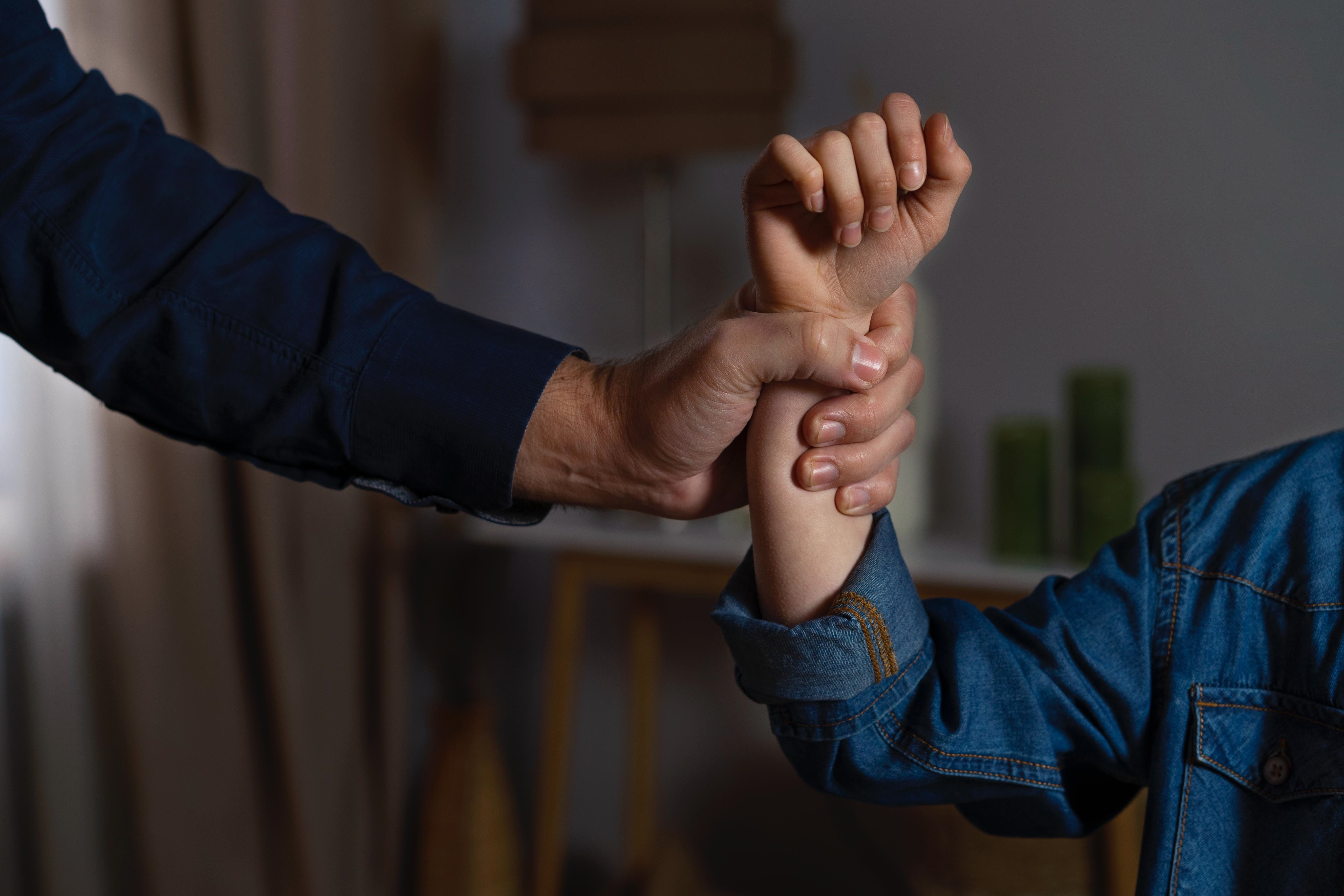 Suspiciune de crimă într-o familie controversată. Moarte sub semnul întrebării