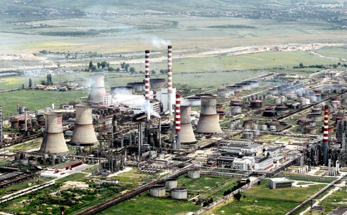 Dosar penal la fosta rafinărie Astra