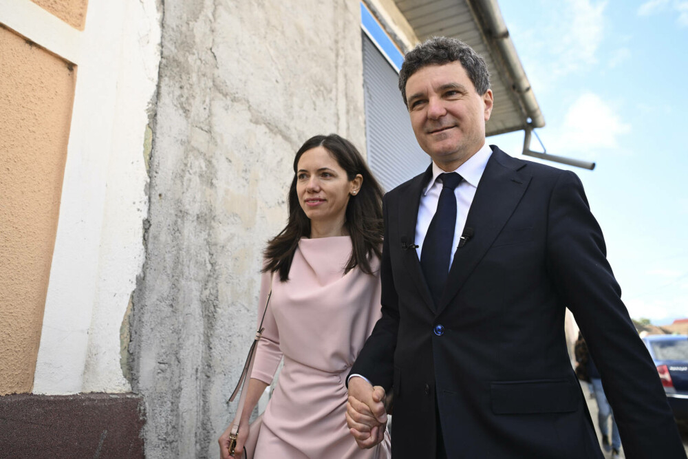 Nicuşor Dan confirmă că se va căsători