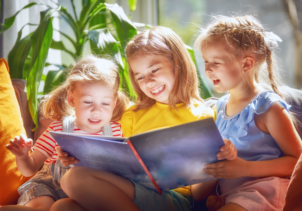 Care sunt avantajele cititului de cărți educative în dezvoltarea copilului? Iată și câteva recomandări de la Bookzone!