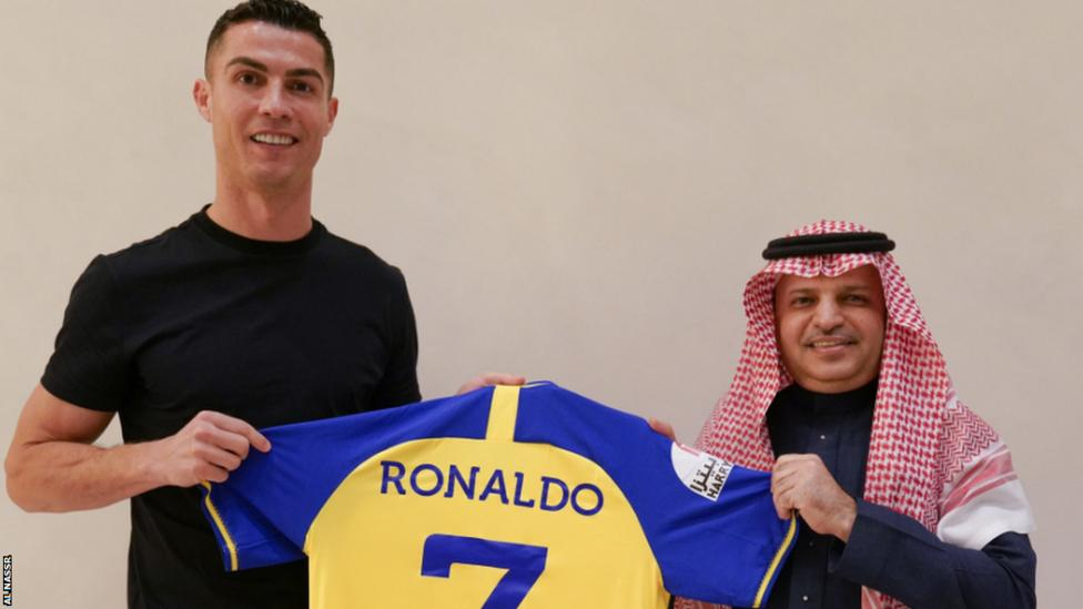 Cristiano Ronaldo a semnat pentru „Al Nassr” - Arabia Saudită până în 2025