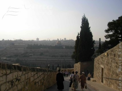 Iisus Hristos - mai vechi decât veacurile