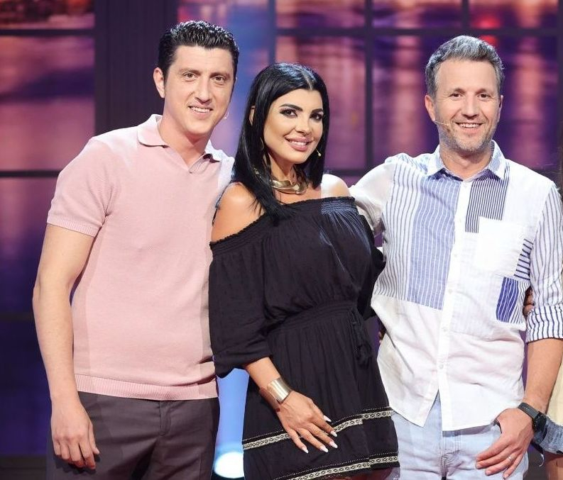 Ce înseamnă „intimidant de mare”?