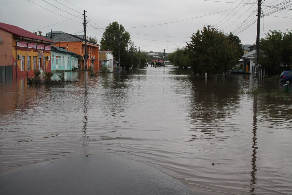 Cod portocaliu de inundaţii