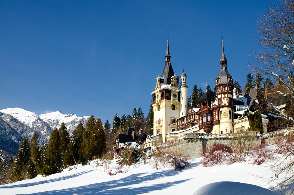 "Perla Carpaţilor" se înnoieşte pentru turişti/ Sinaia va fi mai frumoasă ca niciodată