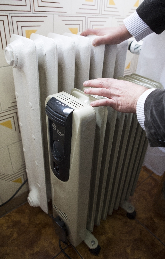 Se reia furnizarea de AGENT TERMIC. Câte ASOCIAŢII de proprietari VOR PRIMI CĂLDURĂ