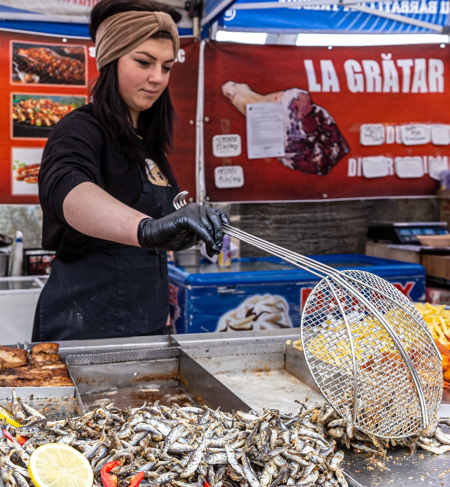 Cine va organiza anul acesta Festivalul Scrumbiei și pentru câți bani