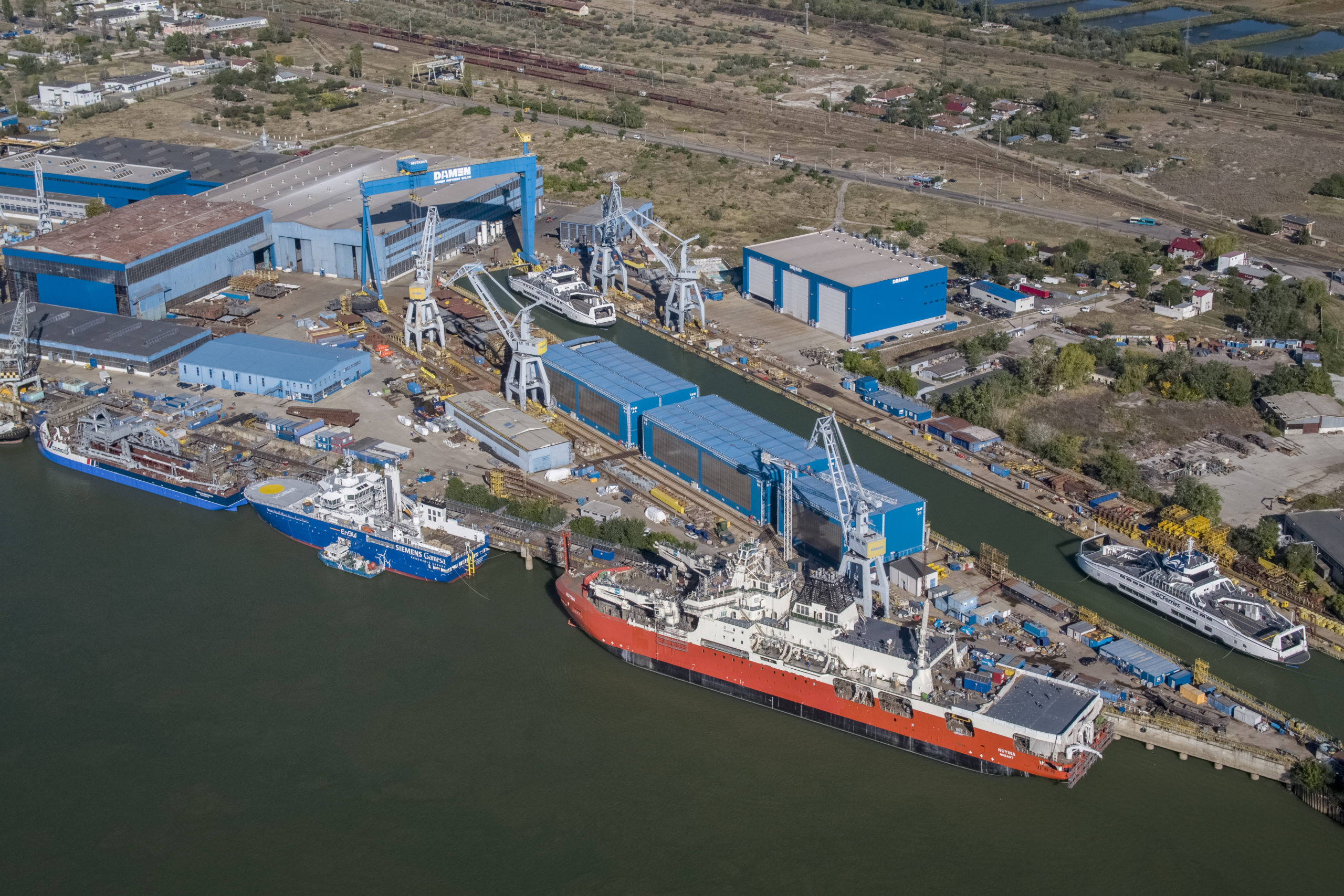 Variante de finanțare a investițiilor din șantierul naval Damen Galați