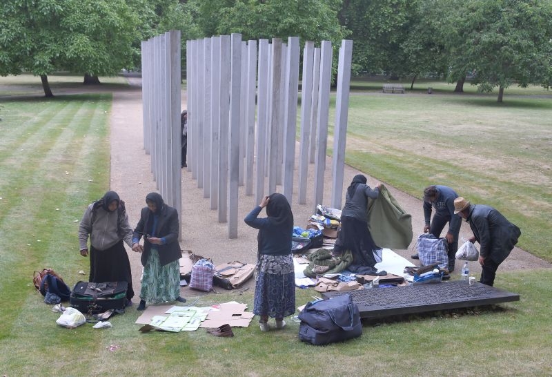 De ce vrea o gălăţeancă din Anglia să renunţe la cetăţenia română