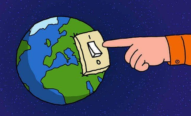 De câte ori sting lumina, mă simt ca penultimul om