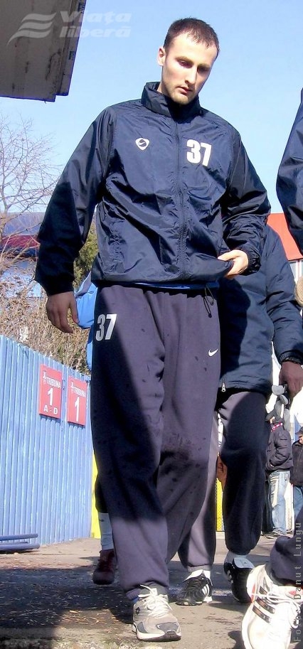 Oţelul are un nou Pluto!