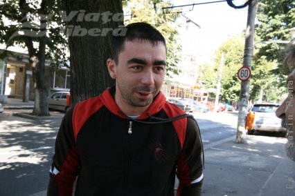 Gălăţeanul, între Dumnezeu şi impozite 