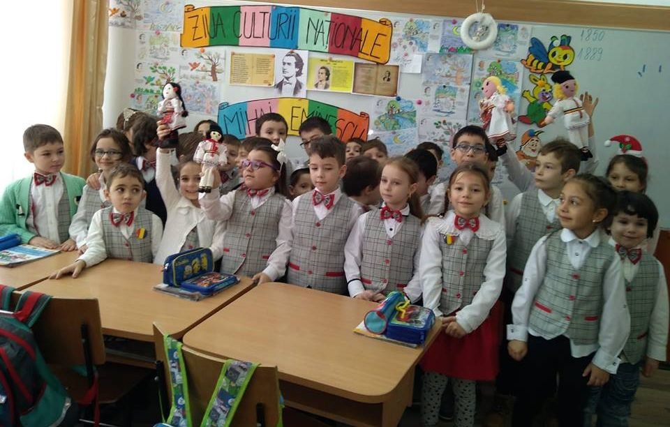 Cum au re/văzut elevii chipul lui Eminescu. Frontiera Gălăţeană, Liceul de Artă şi o lecţie inedită. Bellearte