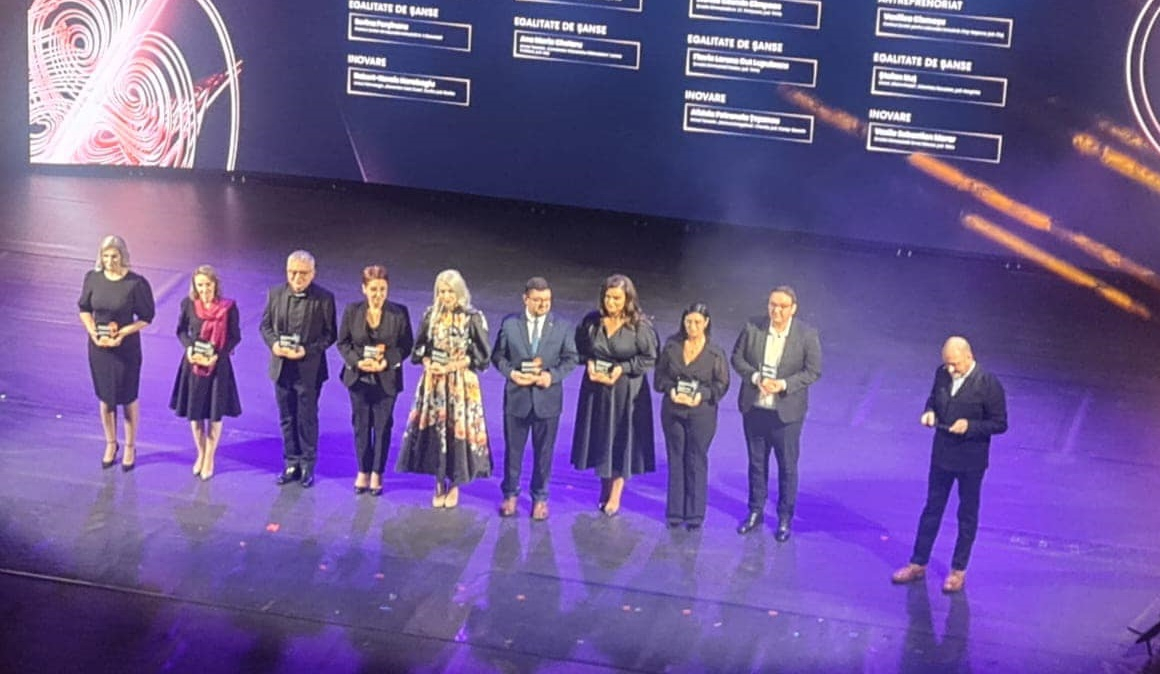 Cei mai buni directori de școală, premiați la București