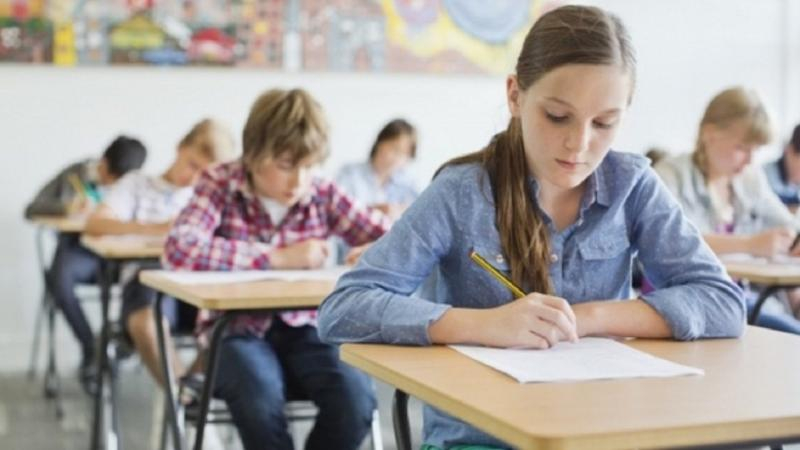 Elevii revin în bănci după vacanţa de primăvară