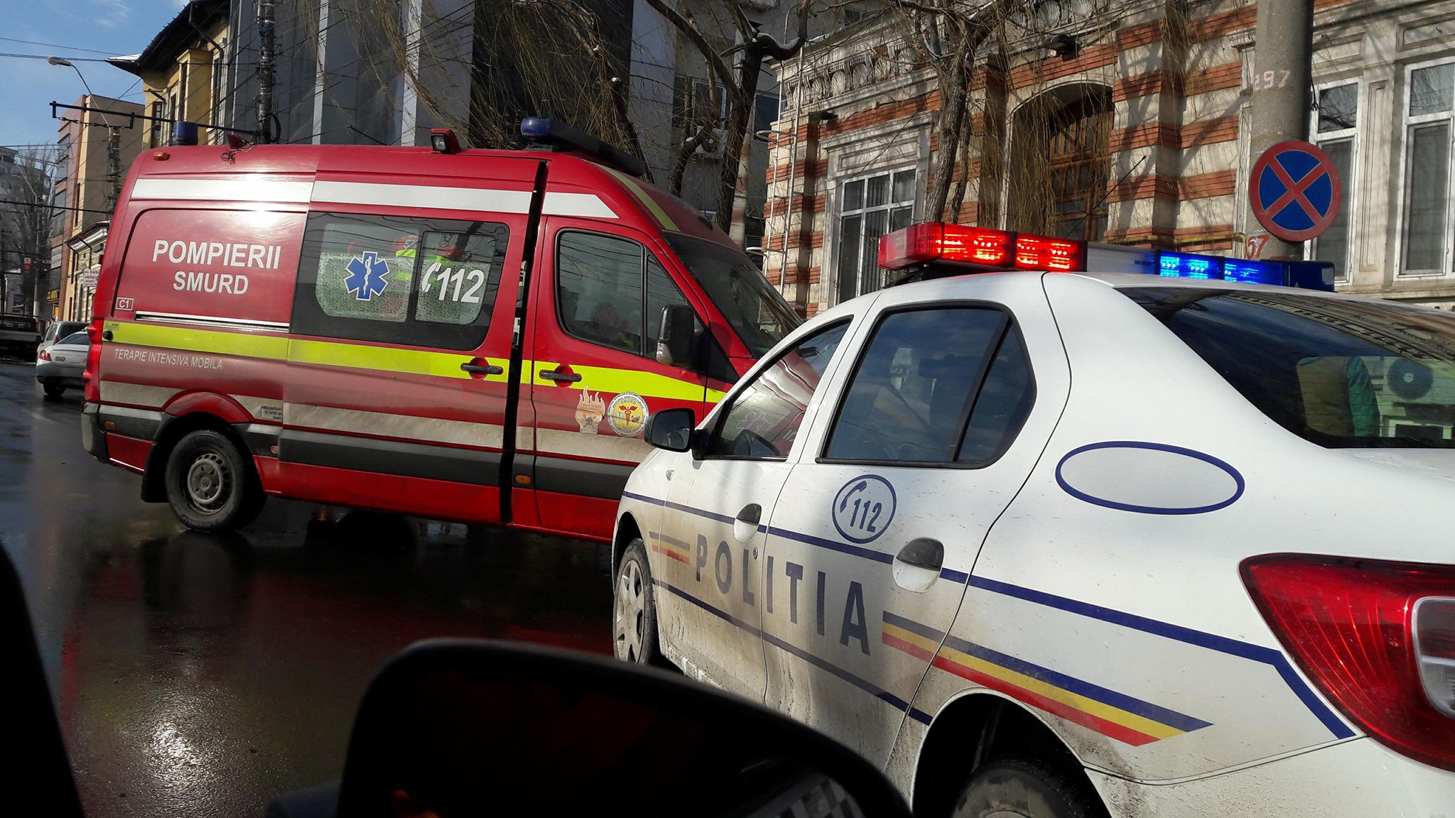 ACCIDENT pe trecerea de pietoni, la Potcoava. O femeie a fost grav rănită