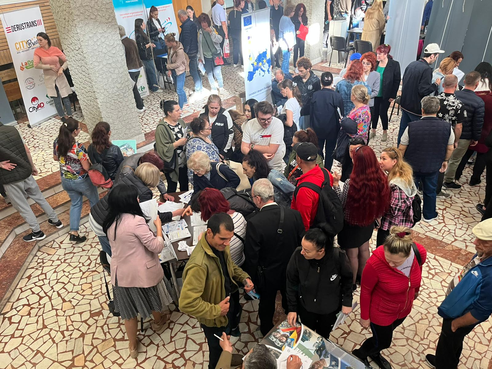 Absolvenții din 2025, așteptați să se înregistreze la AJOFM Galaţi