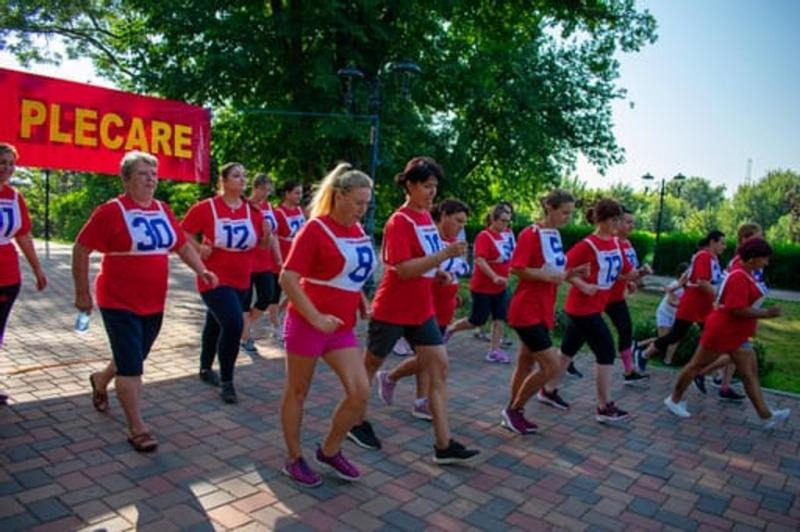 Marșul poștașilor, în Grădina Publică