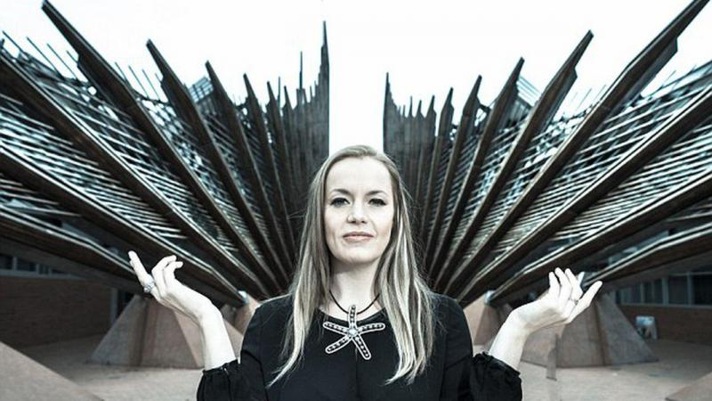 Femeia care spune că ştie ce îşi doresc bărbații cu adevărat, după ce a avut 10.000 de parteneri sexuali