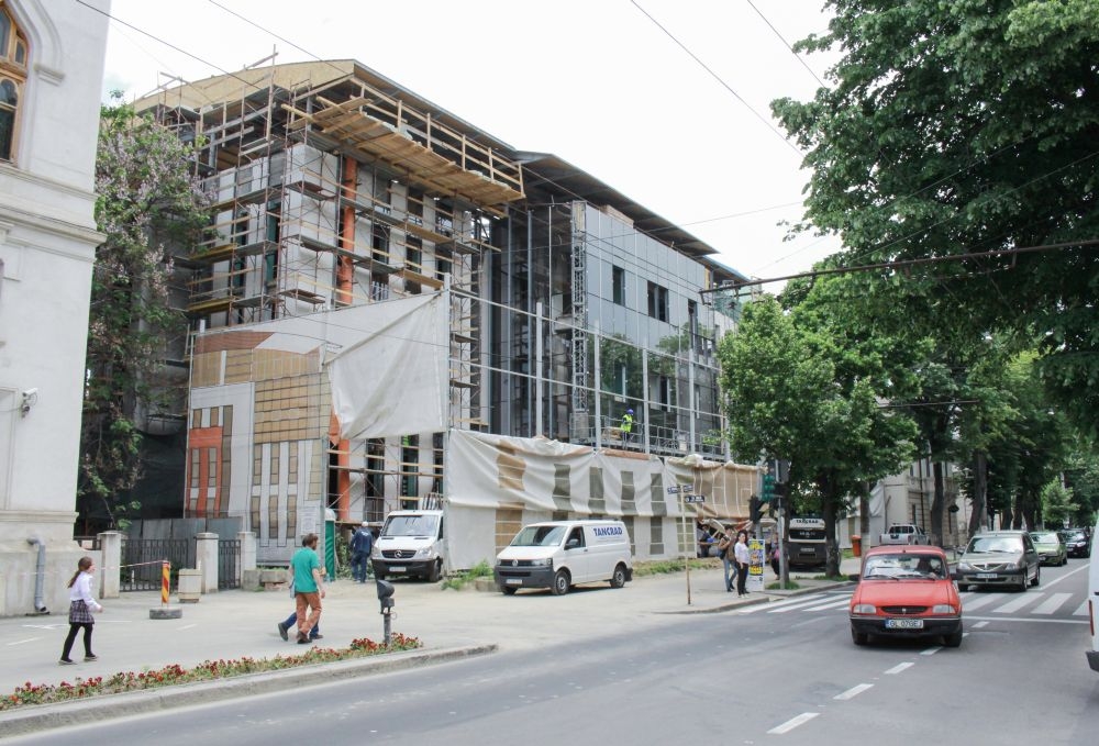 Lucrările la NOUL SEDIU al administraţiei locale - Gălăţenii vor avea o PRIMĂRIE de... STICLĂ