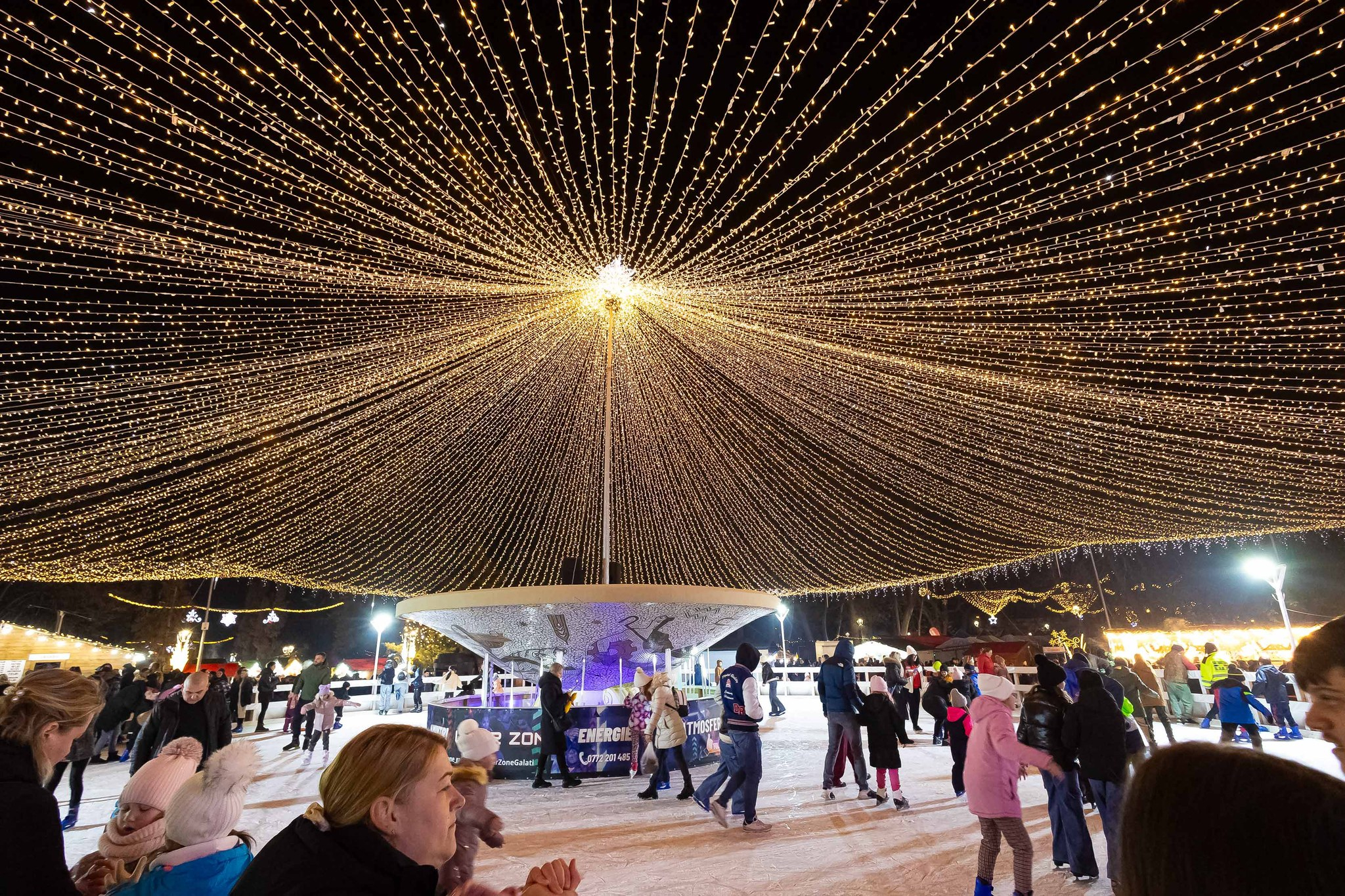 Continuă distracţia în Grădina Publică