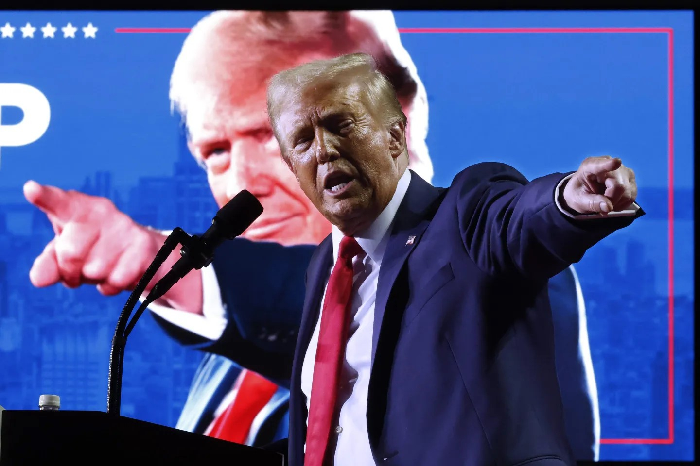 Un carnivor la Casa Albă